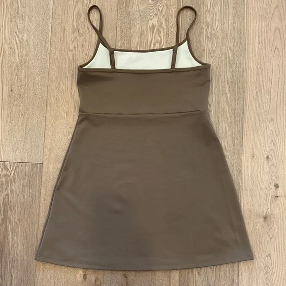 TNA Dress M - Picture 2 of 2